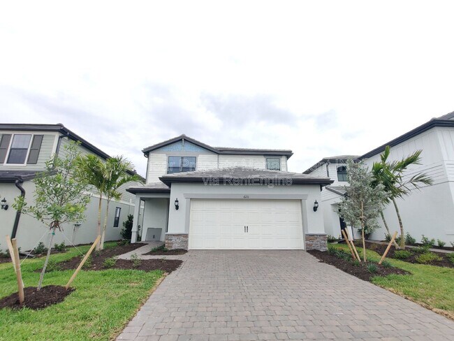 Foto del edificio - 6211 Baywood Ct