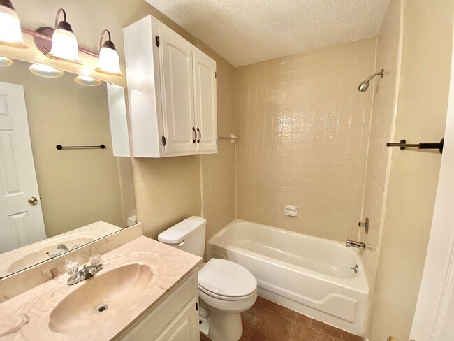 Foto del edificio - Charming 3/2/2 Jenks Home