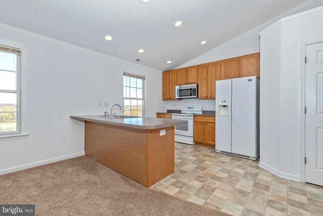 Building Photo - 8960 Albaugh Rd