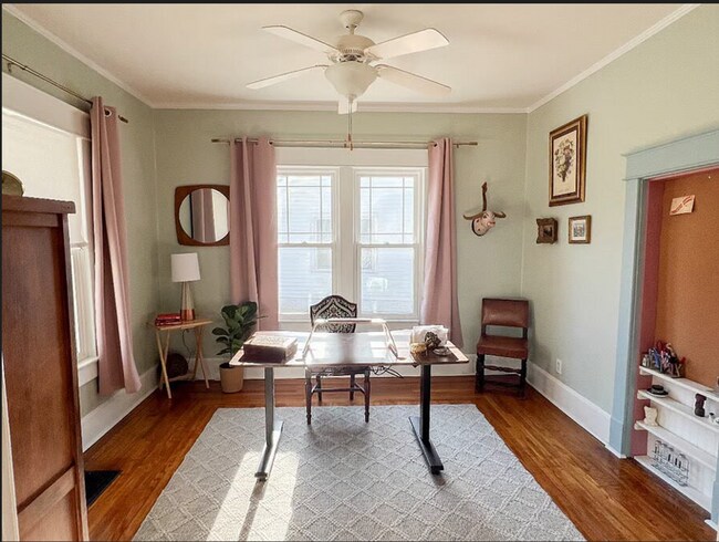 Foto del edificio - The West Jefferson — Furnished comfort in ...