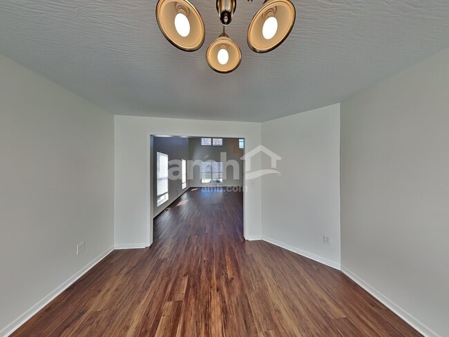 Building Photo - 13 Stoney Bluff Way