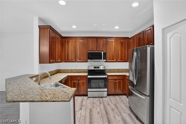 Foto del edificio - 7020 Ambrosia Ln