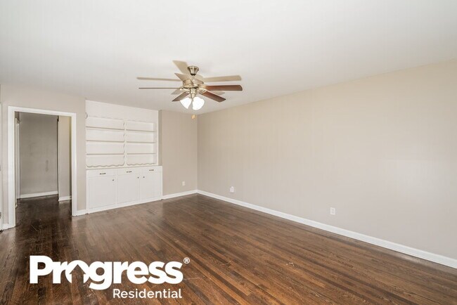 Building Photo - 9813 Redcliff Rd