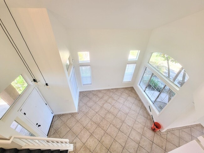 Building Photo - Open House Sat 8/3/2024 from 10AM to 11AM ...