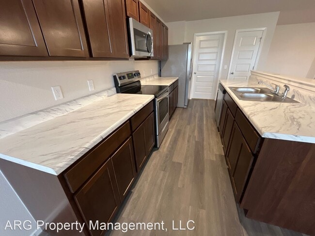 Building Photo - 3 br, 2 bath House - 3305 E Ricky Drive