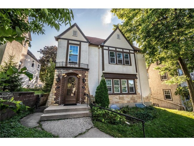 Foto del edificio - 3549 Irving Ave S