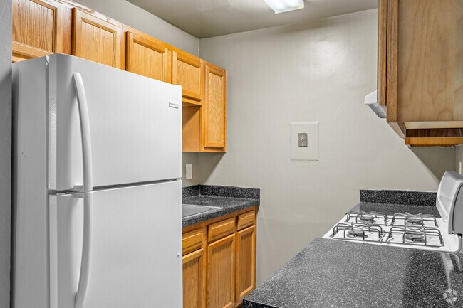 2 habitaciones, 1 baño - 665 pies cuadrados - Cocina - The Village at Chesapeake