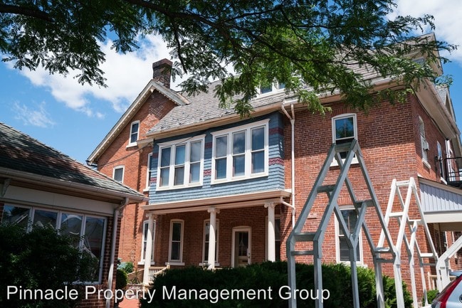 Building Photo - 1326-1342 Chelsea Ave