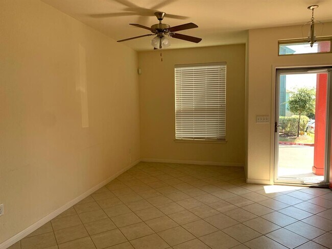 Foto del edificio - 5805 Loblolly Ln