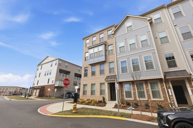 Photo - ***Coming Soon*** Stunning and Sun-filled 3 Bed 2.5 Bath Condo In Village At Manassas Park Condo