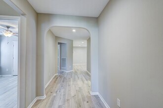 Building Photo - 9730 Gulfstream