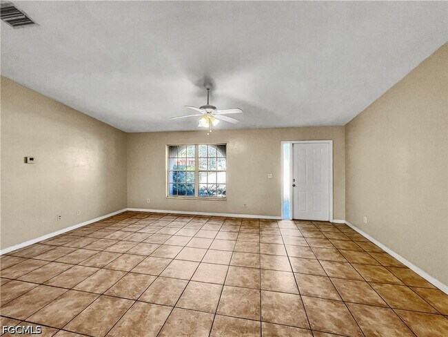 Foto del edificio - 208 SE 17th St