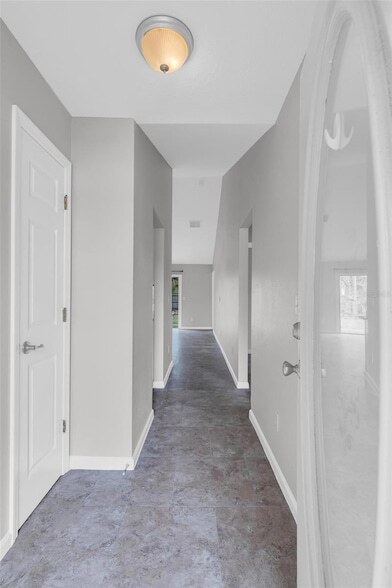 Foto del edificio - 115 Brunswick Ln