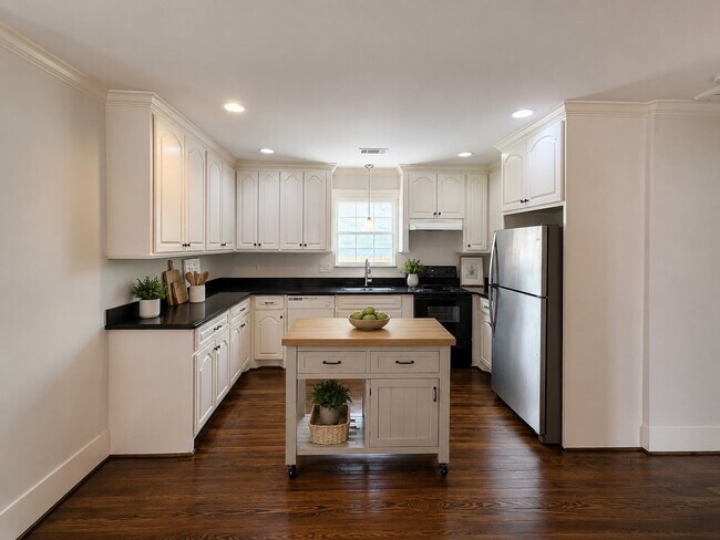 Foto del edificio - 404 E 29th St