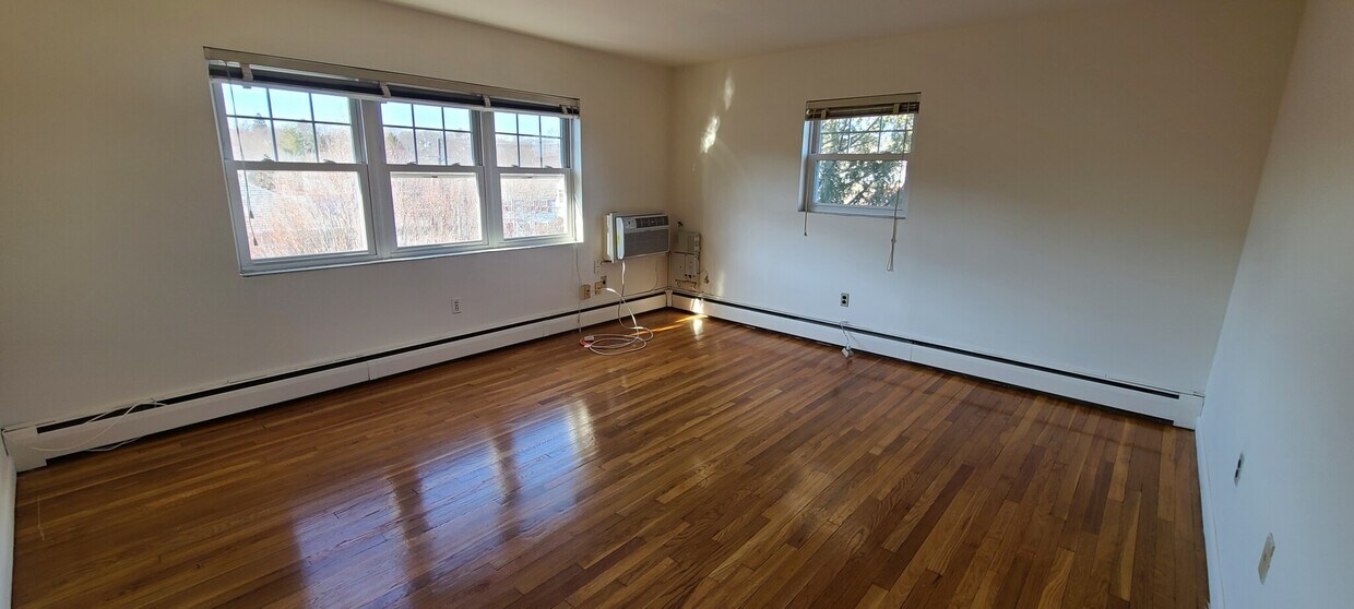 Primary Photo - 1160 Massachusetts Ave