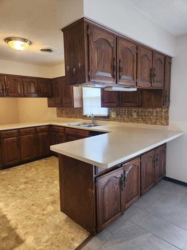 Foto del edificio - 918 W Cape Rock Dr