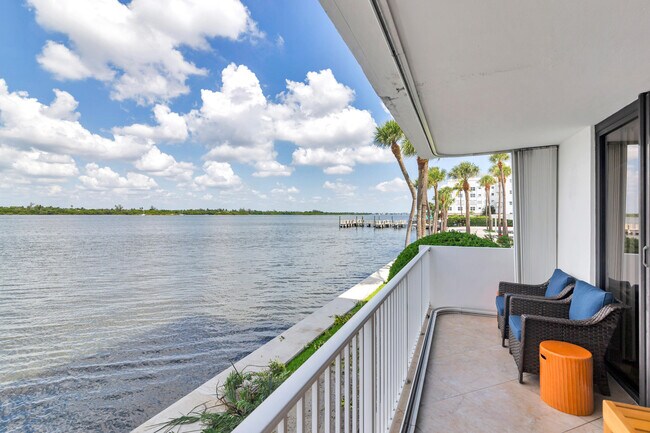 Foto del edificio - 2860 S Ocean Blvd