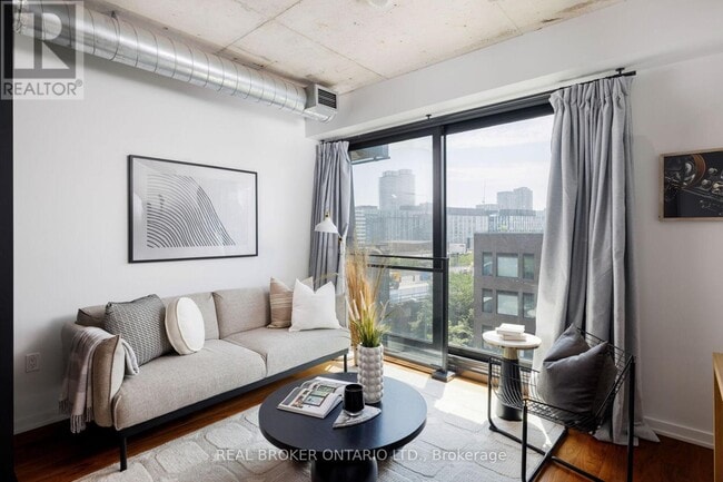 Photo du bâtiment - 47 Lower River Street