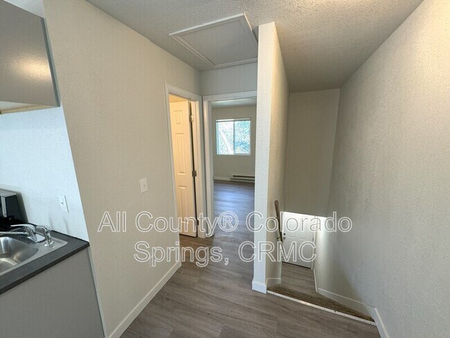 Foto del edificio - 4325 Lashelle Ave