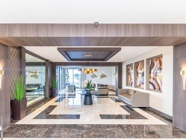 Foto del edificio - 20505 E Country Club Dr