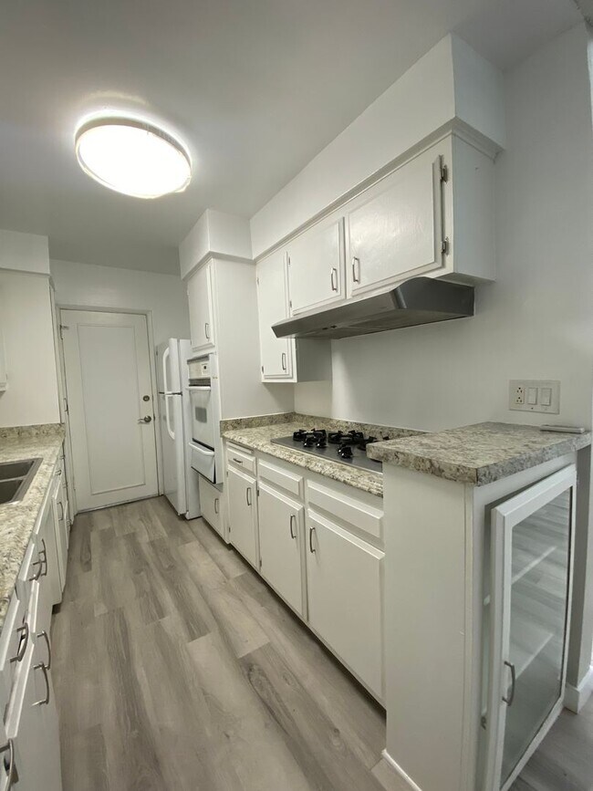 Foto del interior - 3431 Vinton Ave