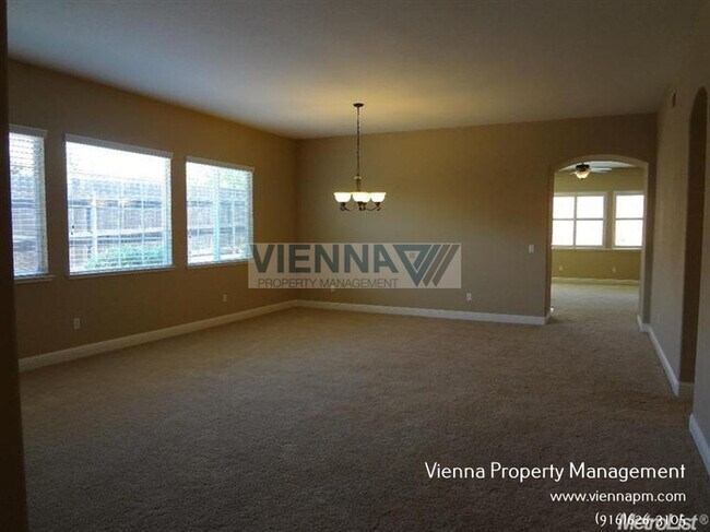 Building Photo - 2101 Pimlico Ct