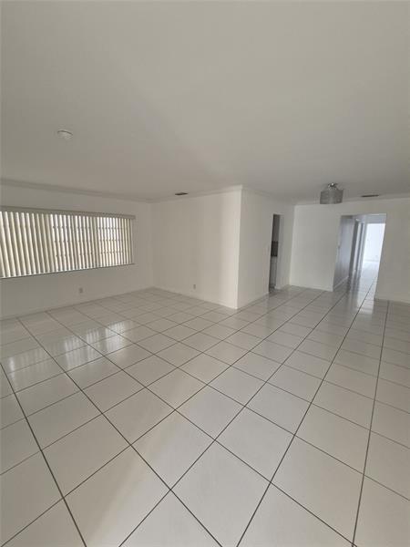Foto del edificio - 3716 Polk St