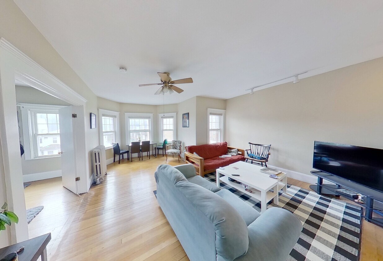 Foto principal - 133 Chiswick Rd