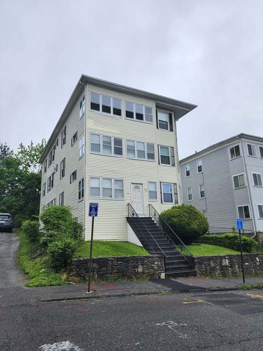 Building Photo - 125 Ingleside Ave