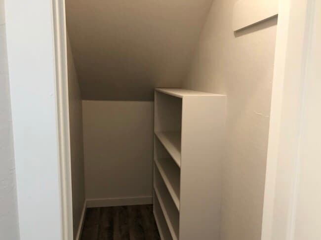 Photo - 1281 E Main St House