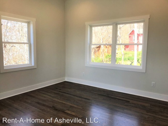 Building Photo - 3 br, 2.5 bath House - 26 View Street
