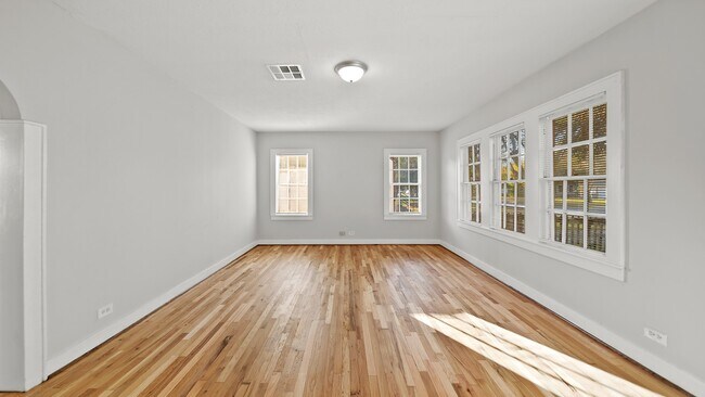 Foto del edificio - 213 12th Ave N