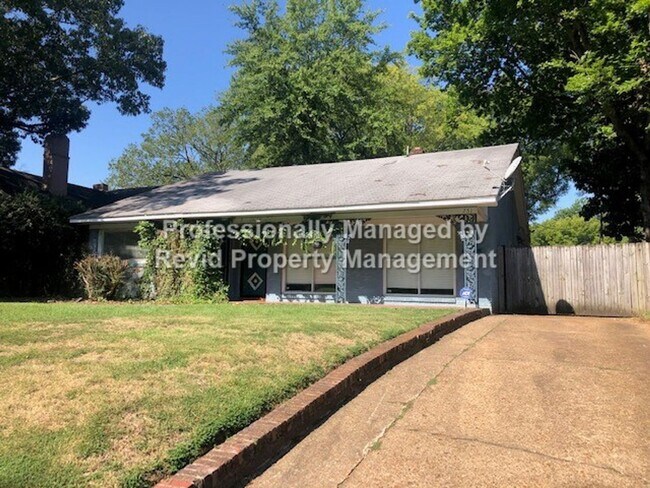 Foto del edificio - 3 bedroom Home in Midtown