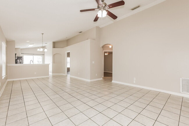 Building Photo - 3406 Palm Beach Dr