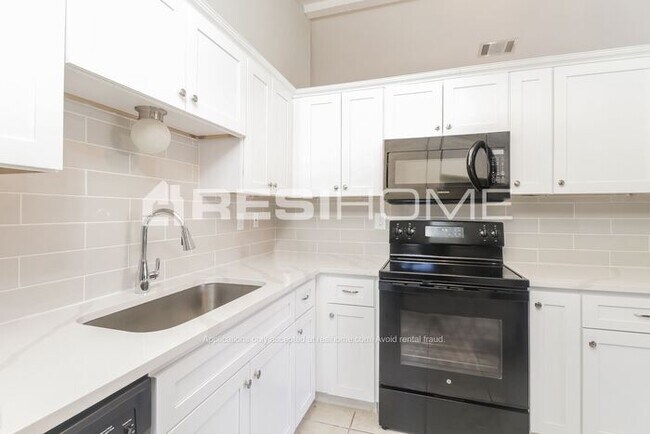 Building Photo - 4612 Larner Street