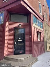 Building Photo - 949 S 3rd St