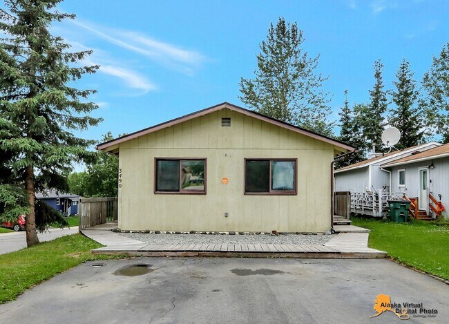 Building Photo - Charming 3 Bedroom Ranch Style Home in Eas...