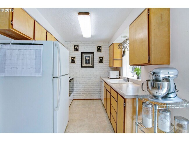 Foto del edificio - Charming Ranch 3 Bedroom 1 Bath and a larg...