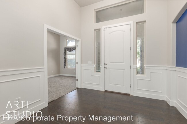Foto del edificio - 4 br, 2.5 bath House - E261  3499 W. 2570 S.