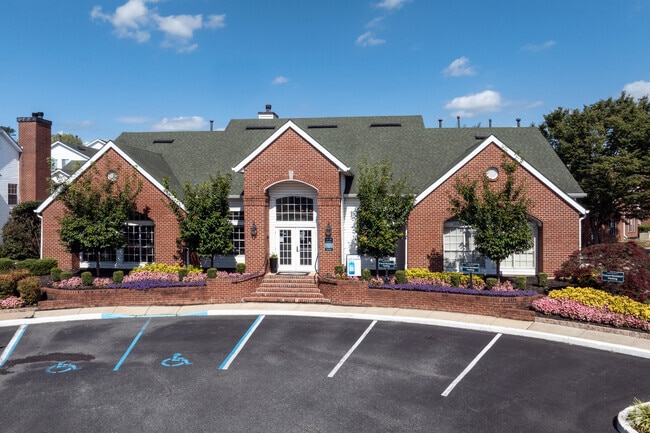 Clubhouse - Christina Mill