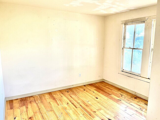 Foto del edificio - 4488 Lemonwood Dr