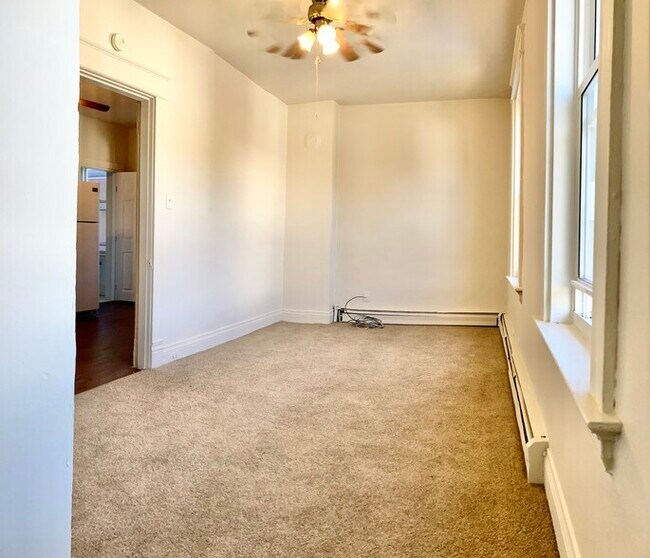 Foto del edificio - 5201 Hunter Ave