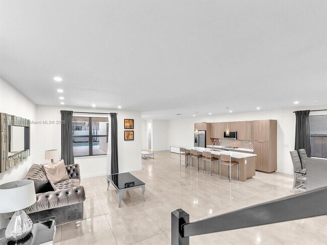 Foto del edificio - 10250 NW 76th Terrace