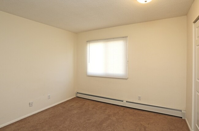 Interior Photo - Granite Falls at Silver Lake Apartments