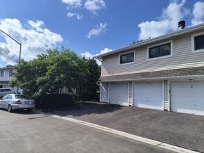 Building Photo - 748 Whitesail Dr