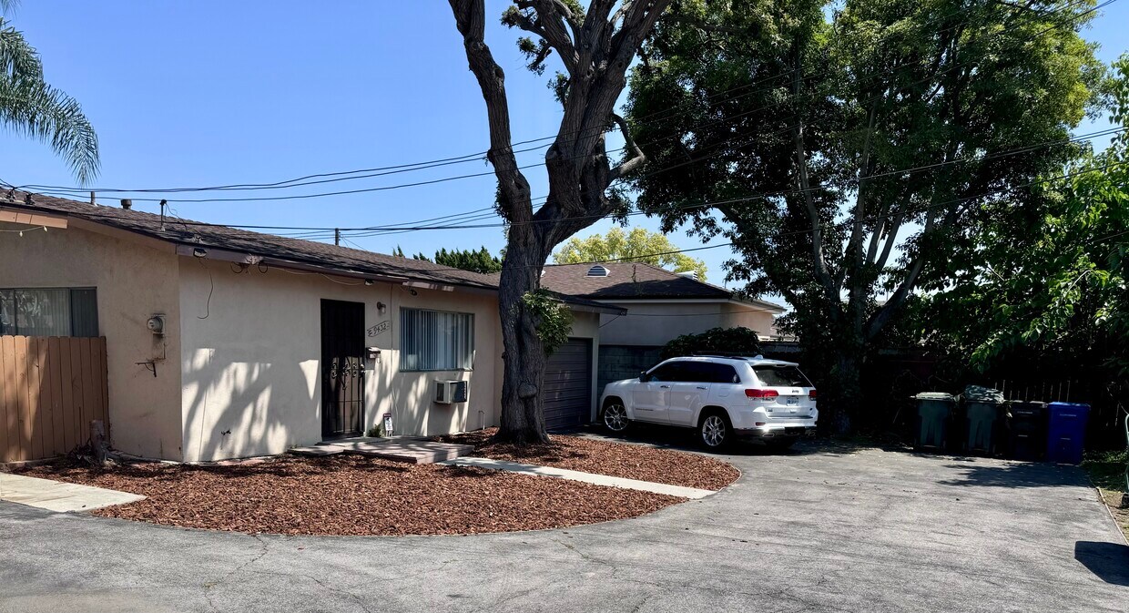 Foto principal - 9432 Broadway