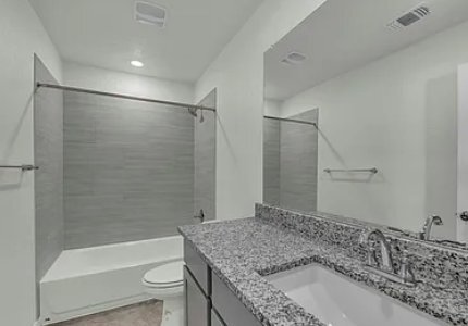 Foto del edificio - 901 Cherry Laurel Ln