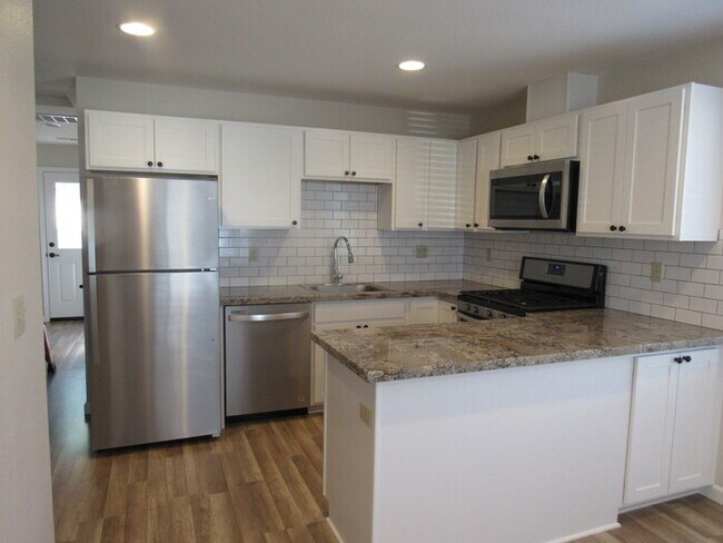 Foto del edificio - 1117 Buena Vista Avenue