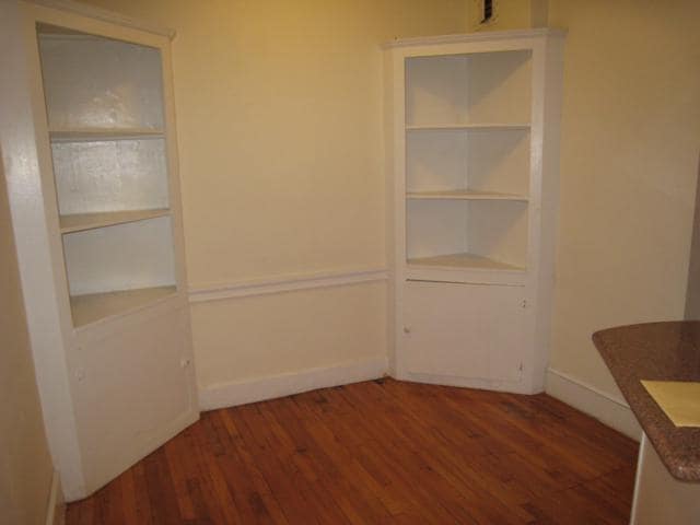 Building Photo - 66 Egmont St