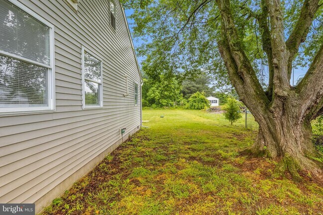 Building Photo - 7493 Truitt St